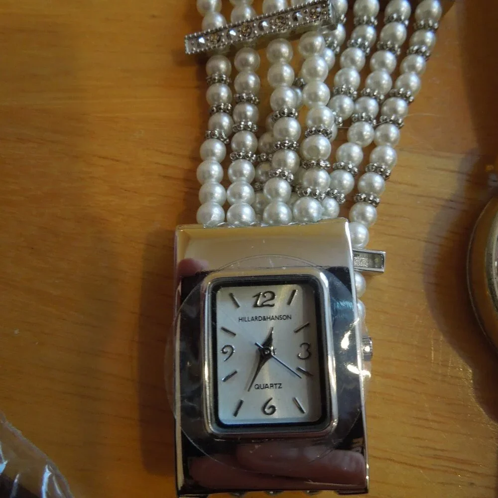 Vintage Women's Wrist Watches Lot Of 6